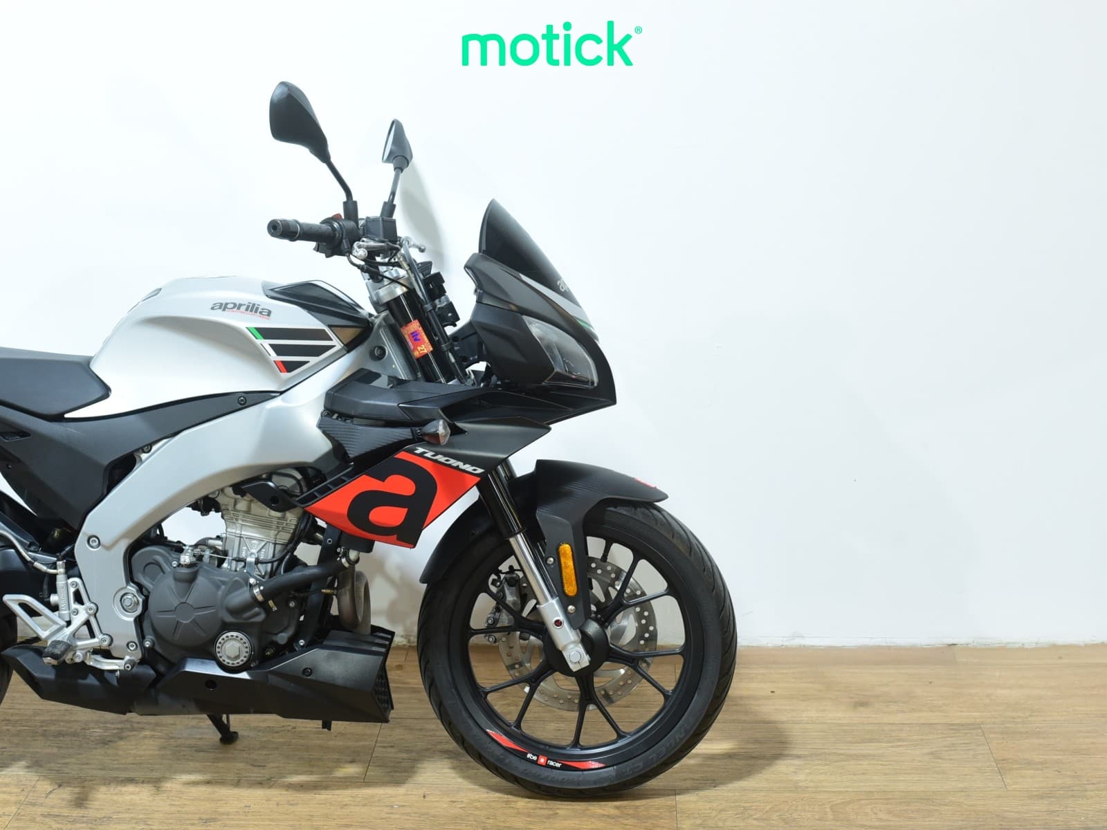 APRILIA TUONO 125