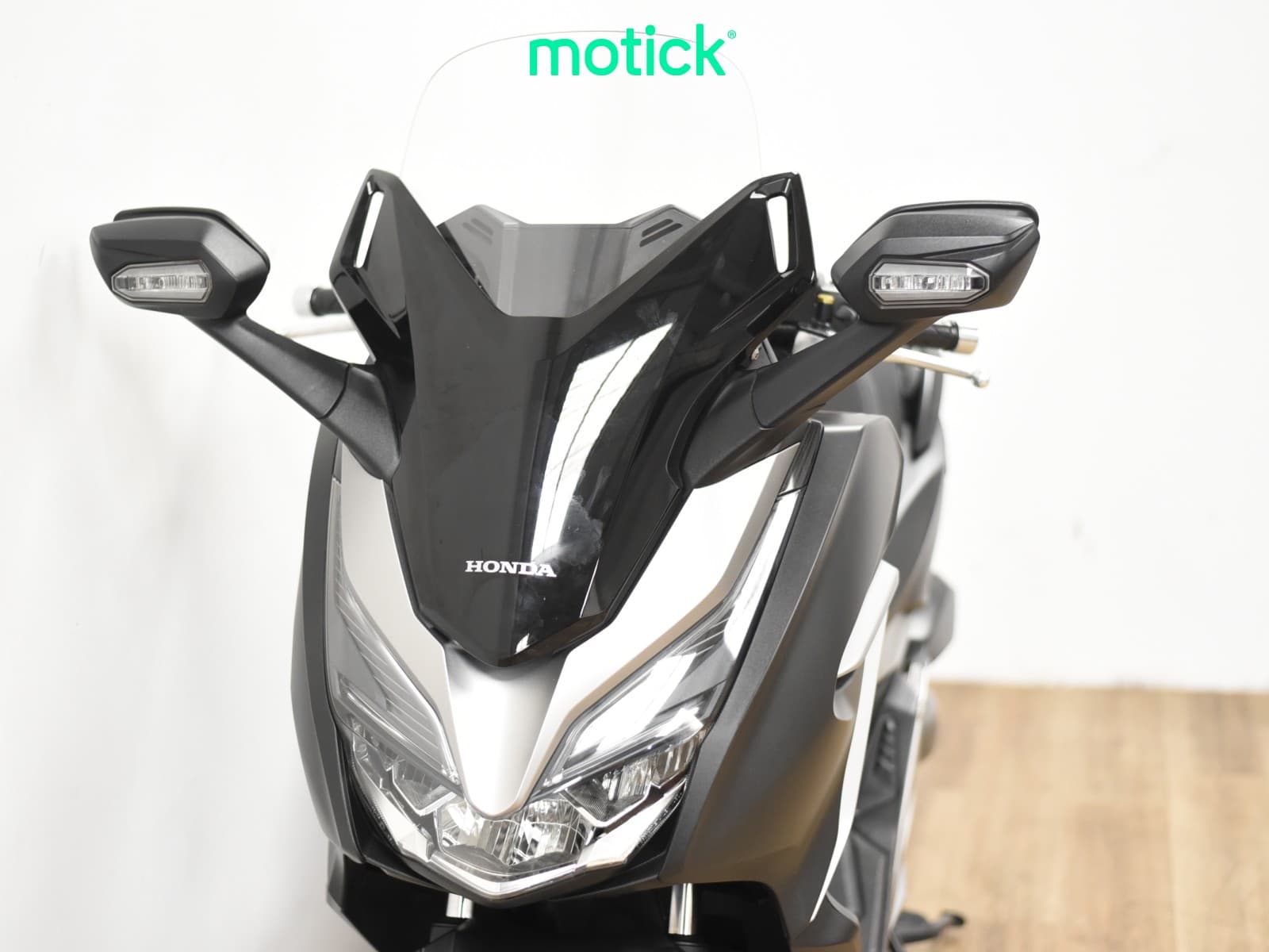 HONDA FORZA 300