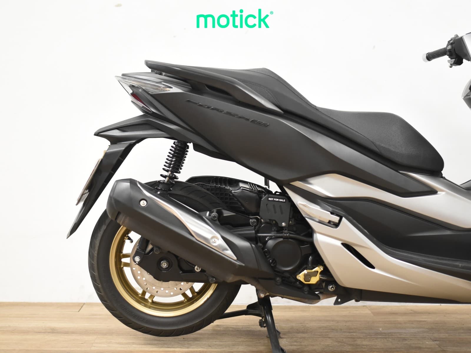 HONDA FORZA 300