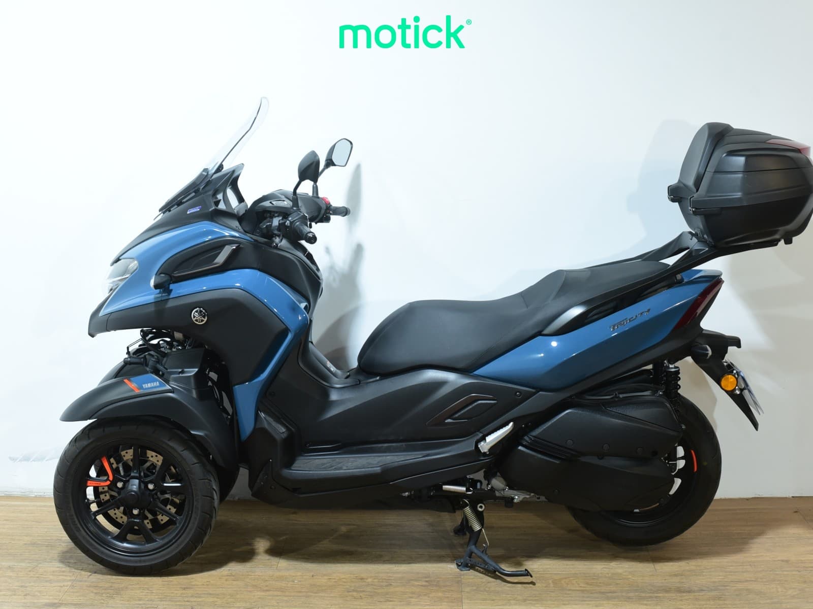 YAMAHA TRICITY 300