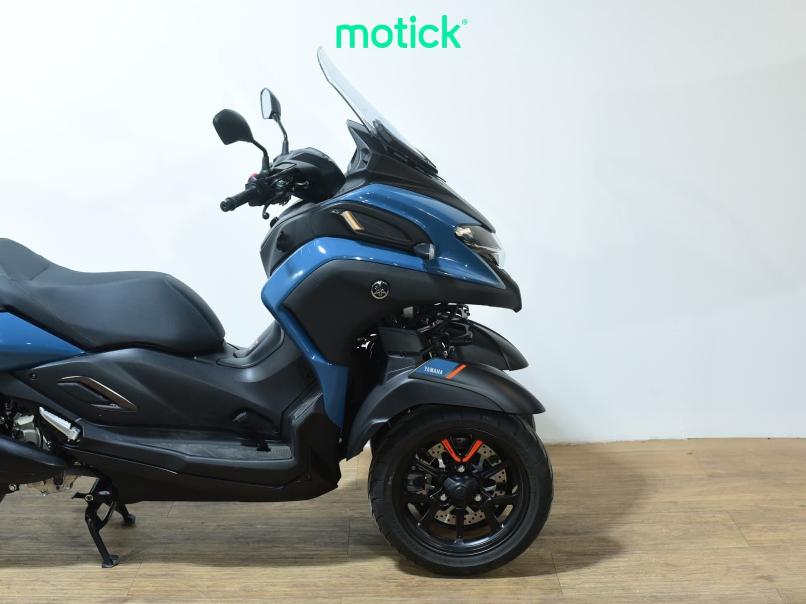 YAMAHA TRICITY 300