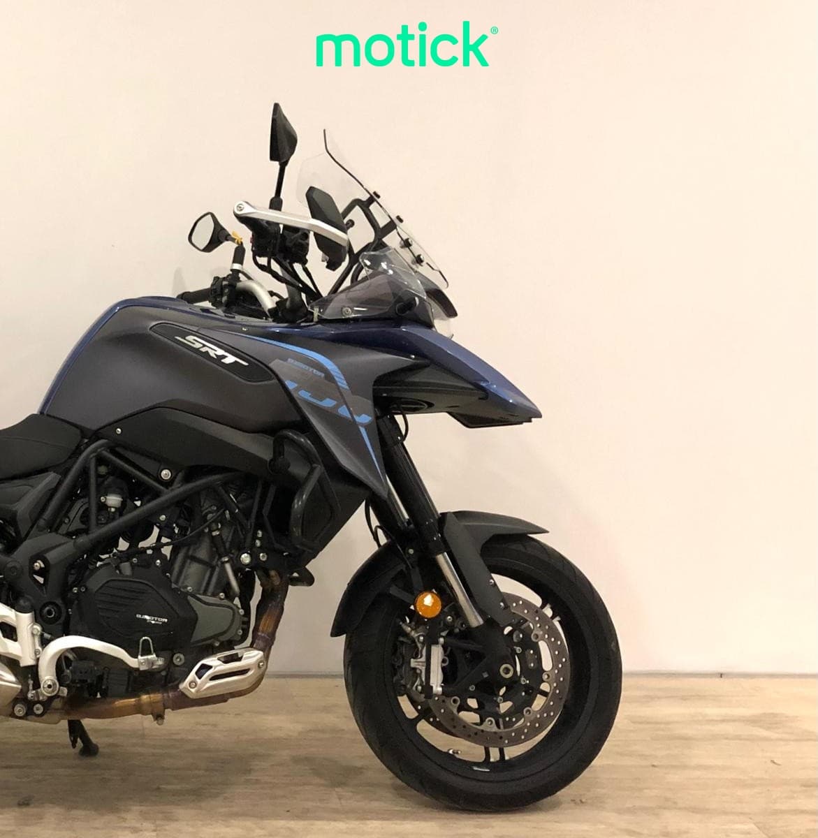 QJMOTOR SRT 550 X (TRES MALETAS)