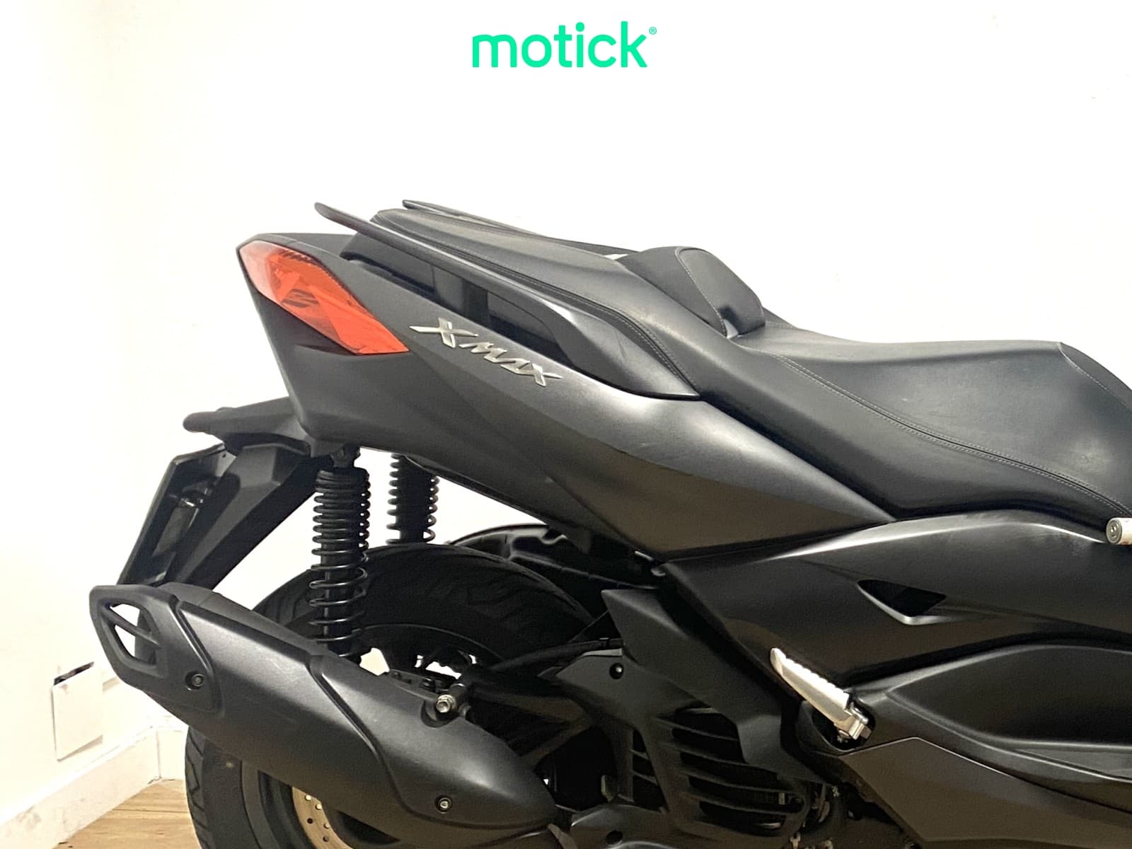 YAMAHA XMAX 125