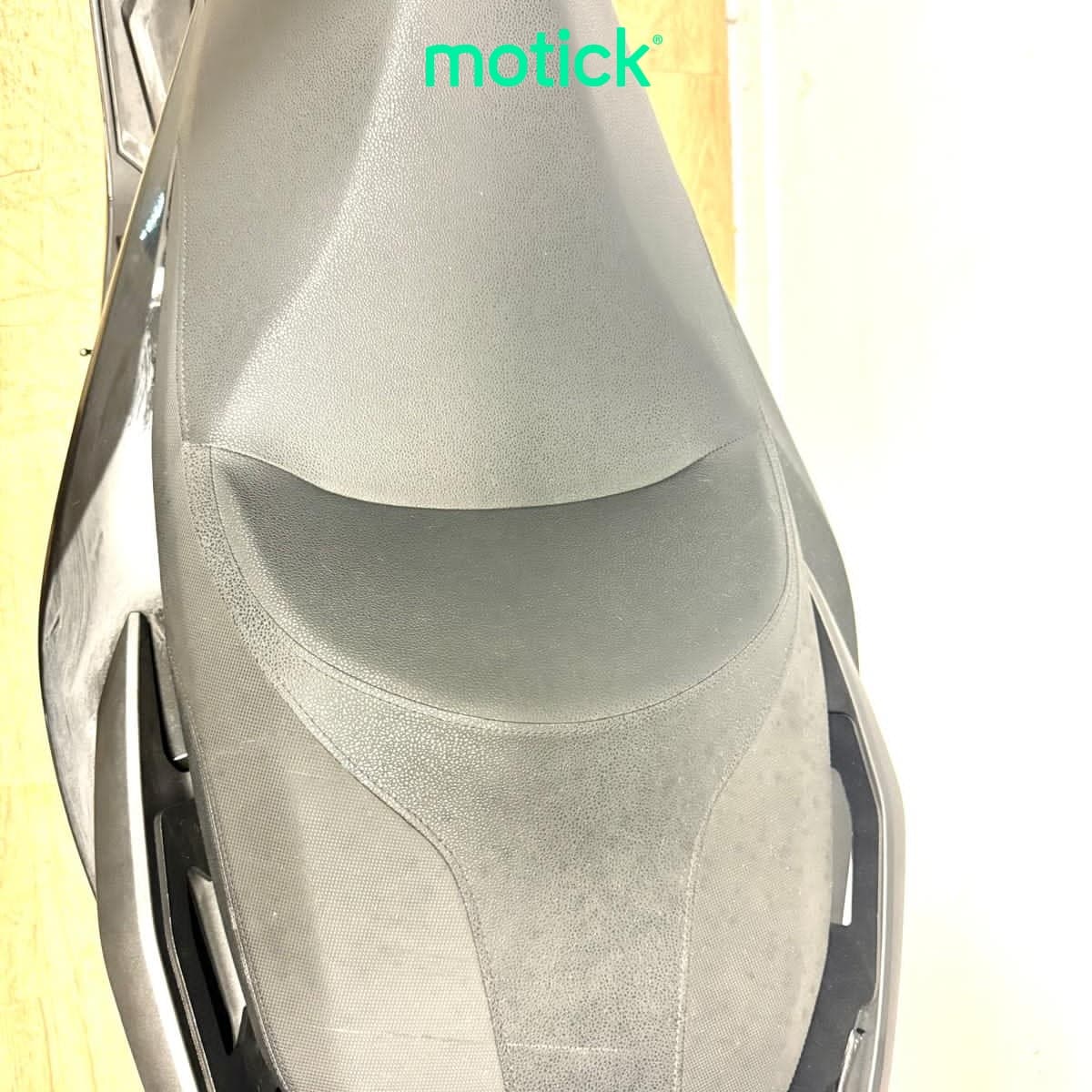 HONDA FORZA 125 (TOP CASE)