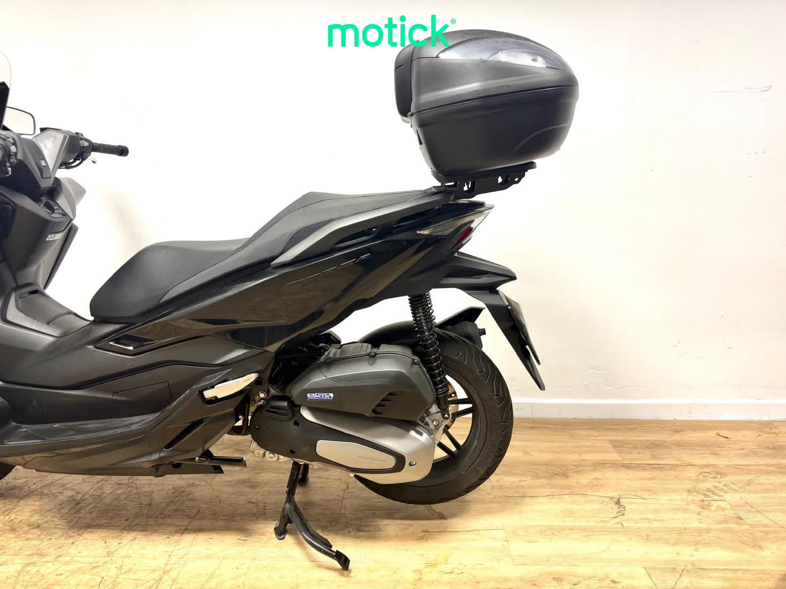 HONDA FORZA 125 (TOP CASE)