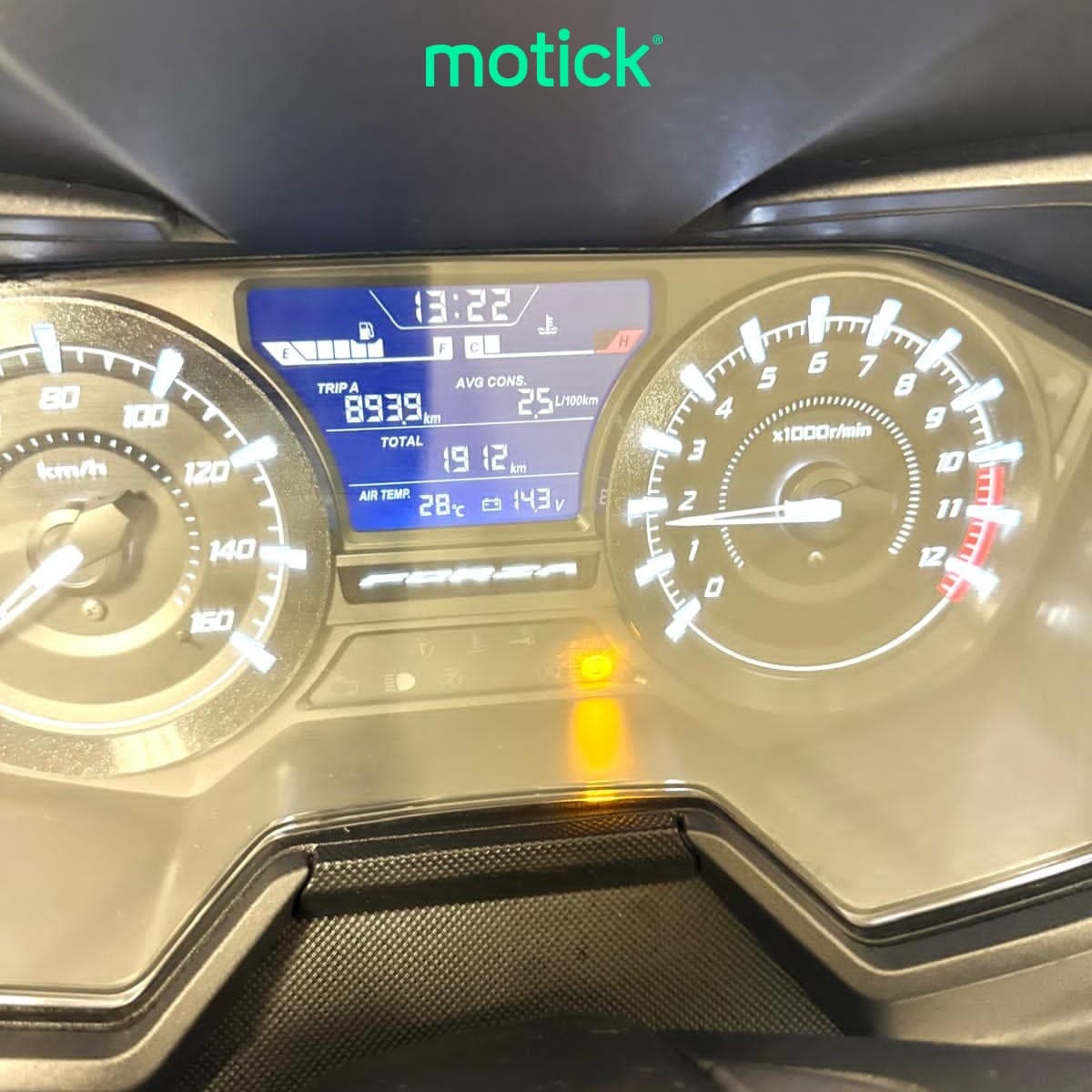 HONDA FORZA 125 (TOP CASE)