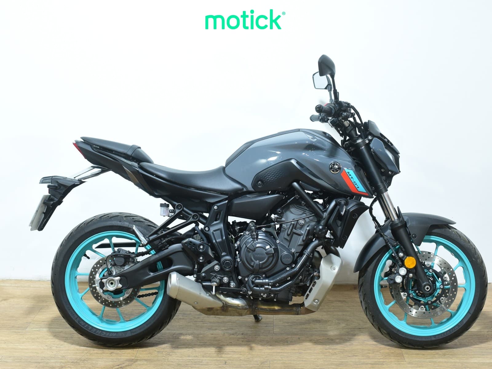 YAMAHA MT-07 (A2)