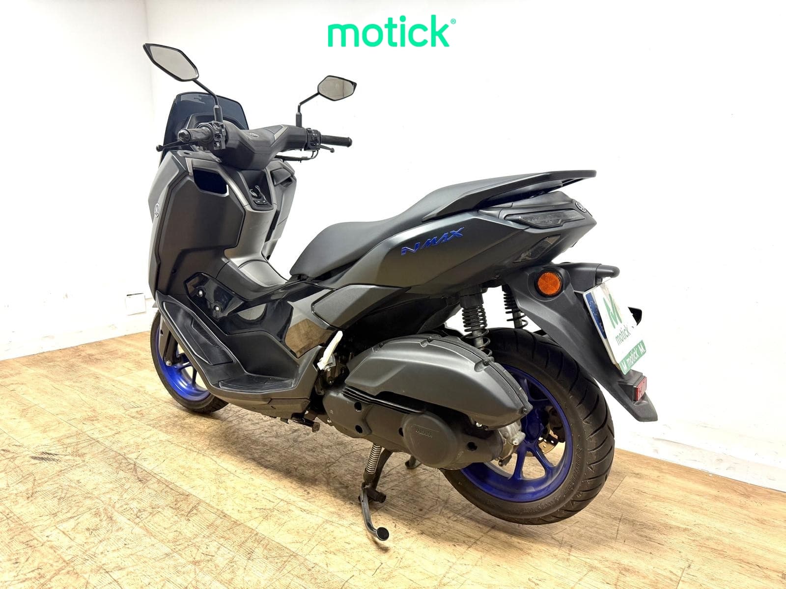 YAMAHA NMAX 125