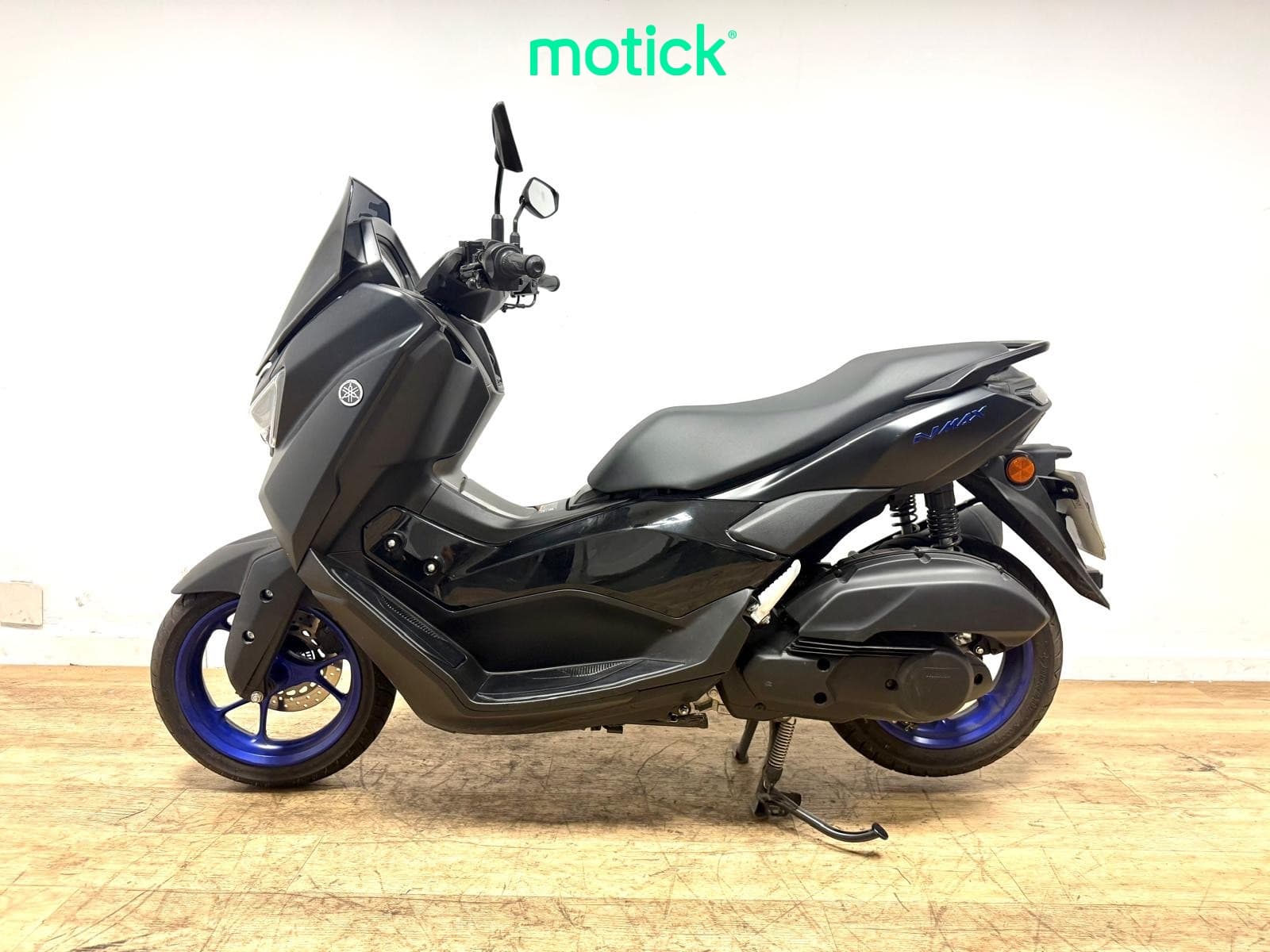 YAMAHA NMAX 125