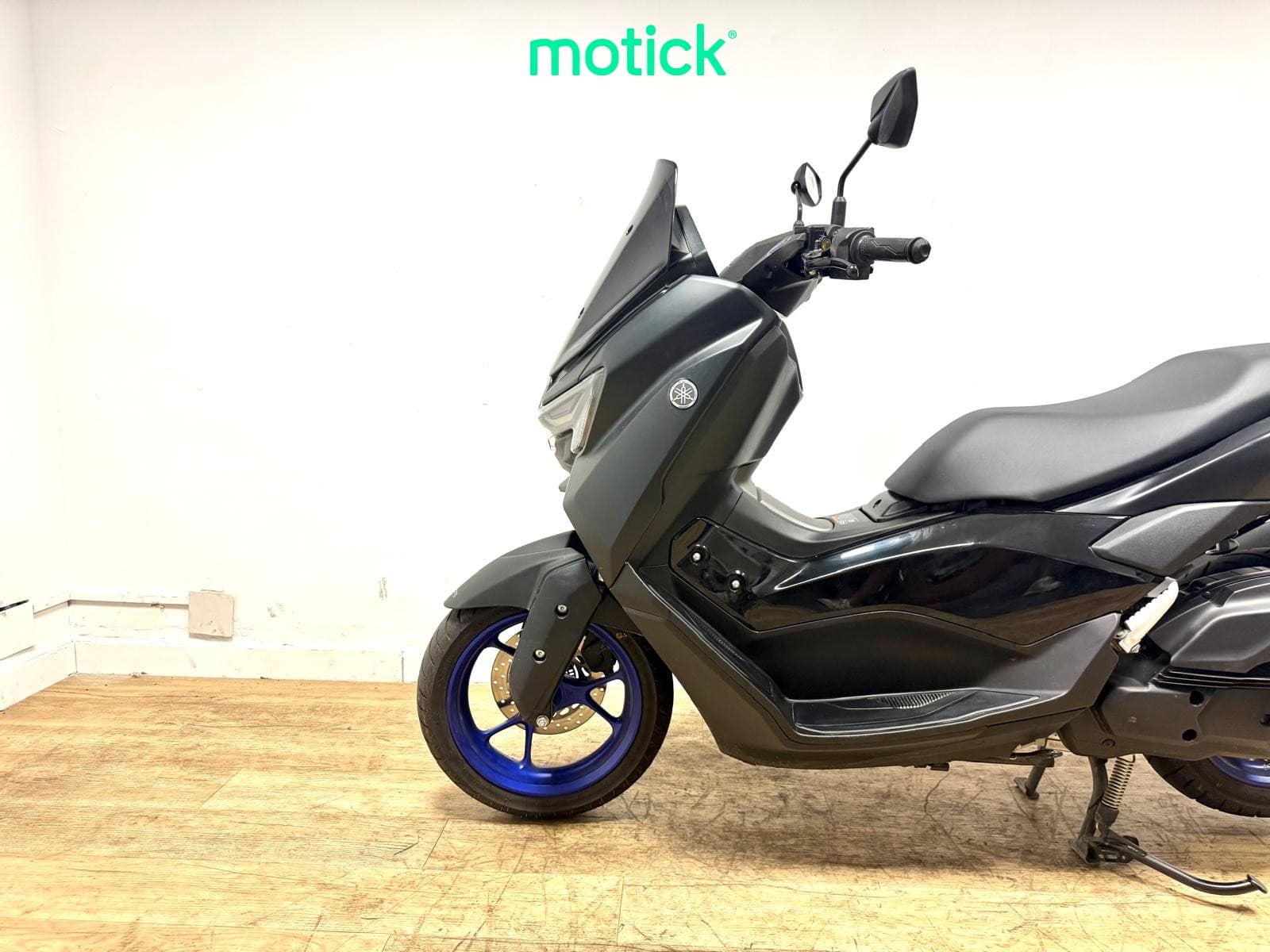 YAMAHA NMAX 125
