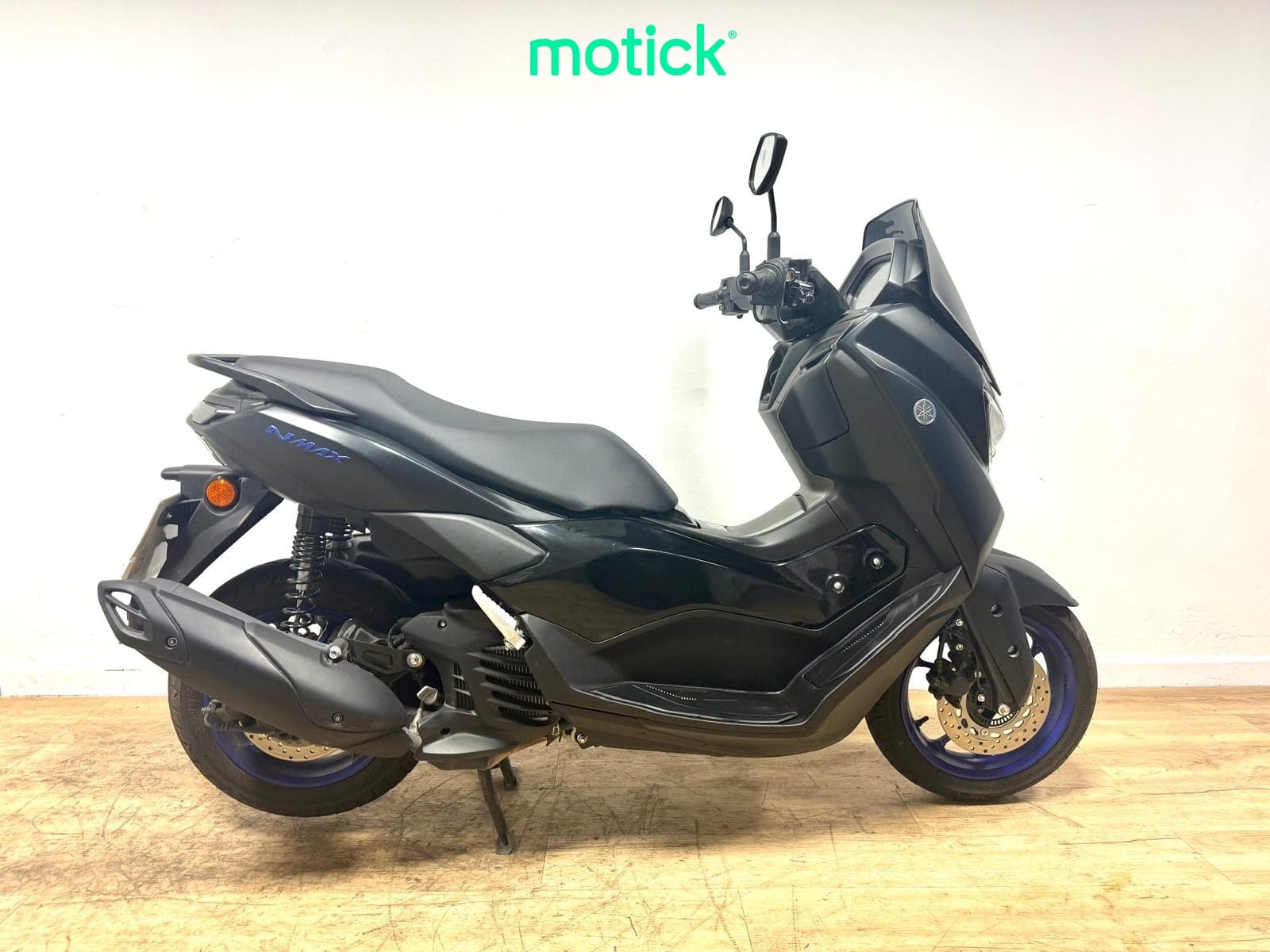 YAMAHA NMAX 125
