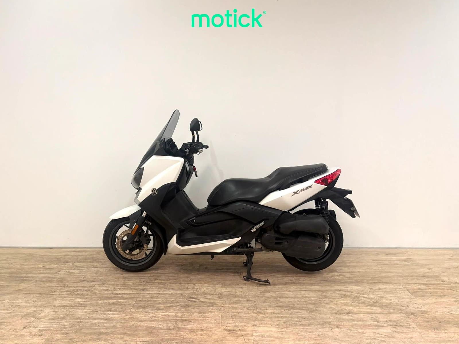 YAMAHA XMAX 125