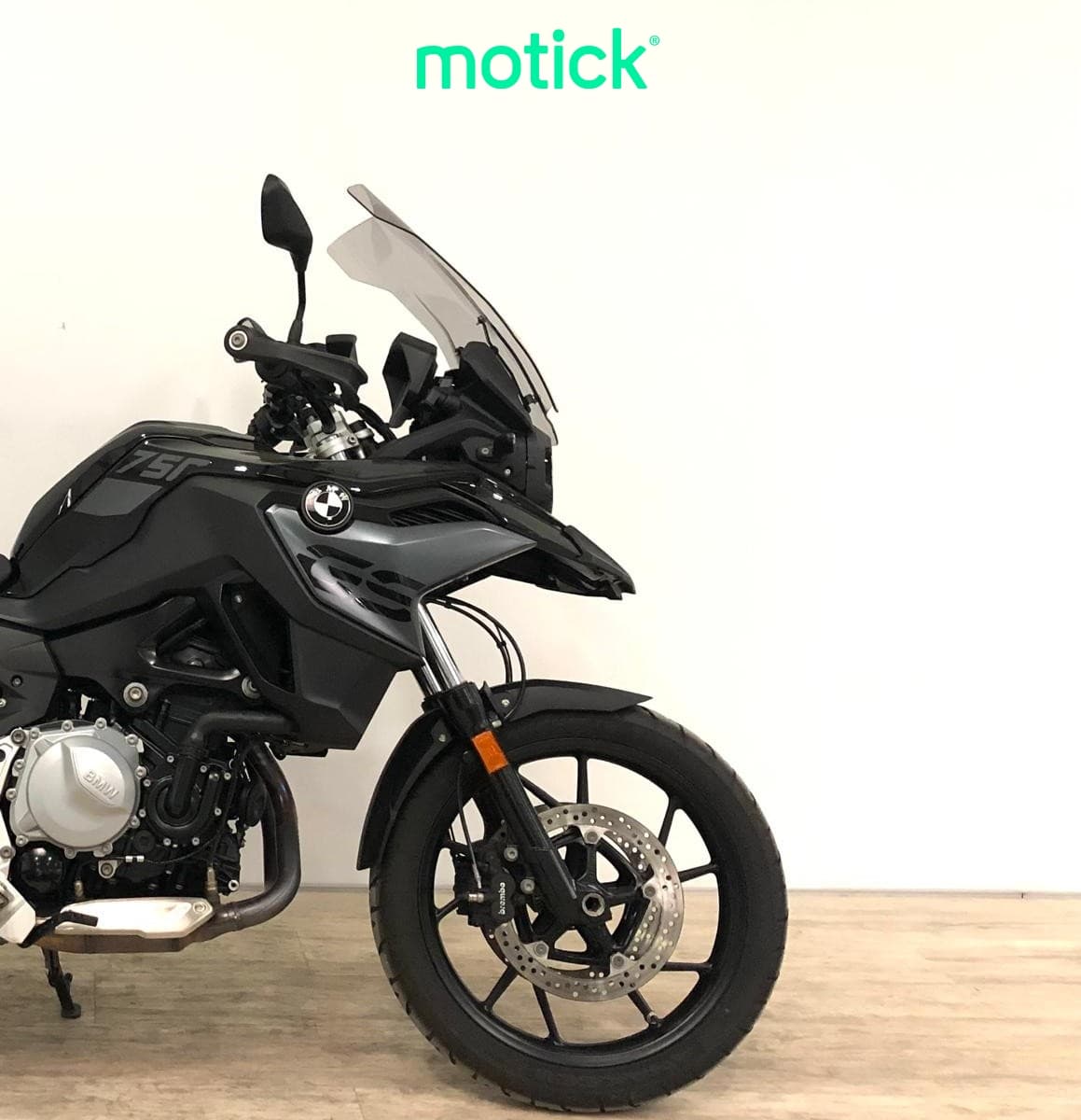 BMW F 750 GS (TRIPLE BLACK + TC) (4PACKS)(A2)
