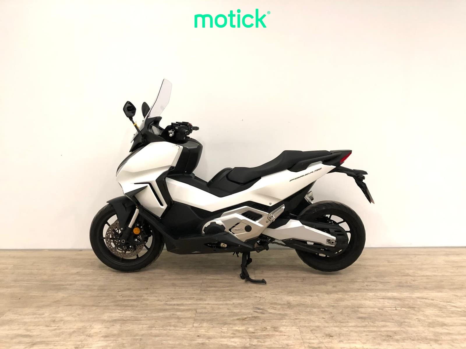 HONDA FORZA 750