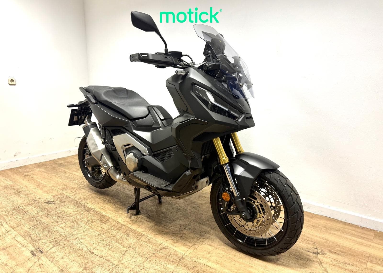 HONDA X-ADV 750