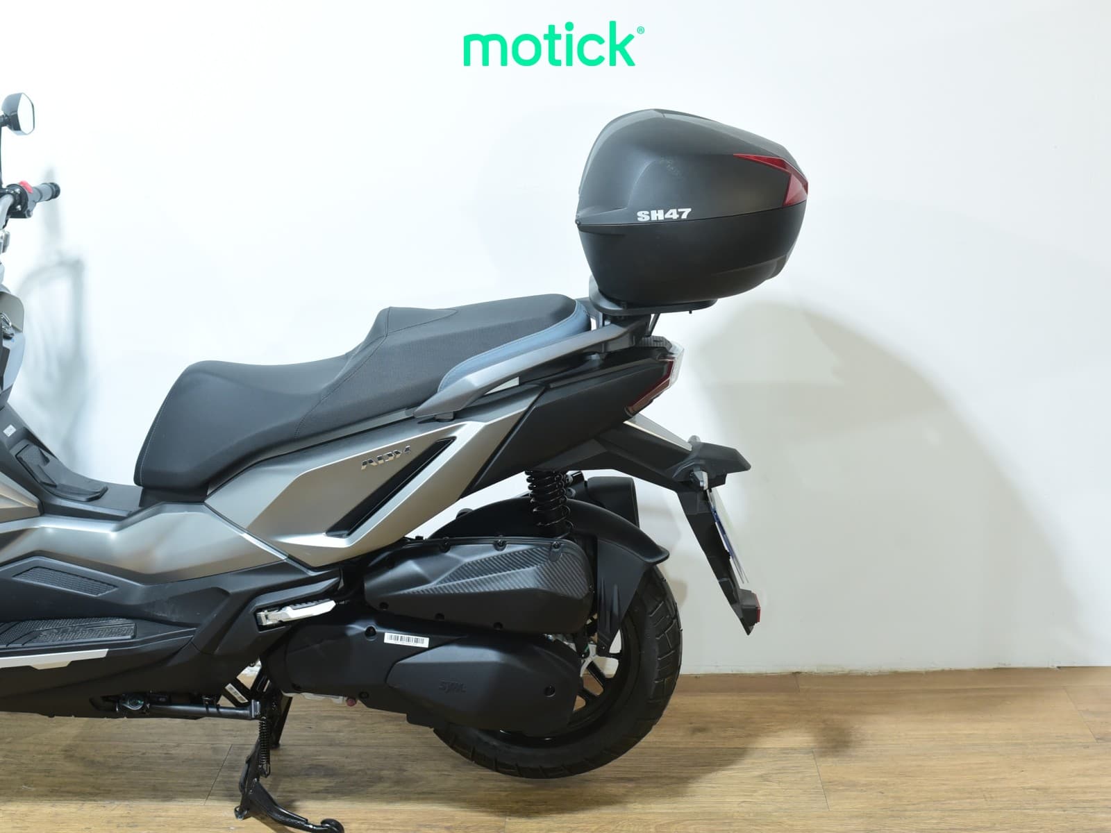 SYM ADX 300 (TOP CASE)