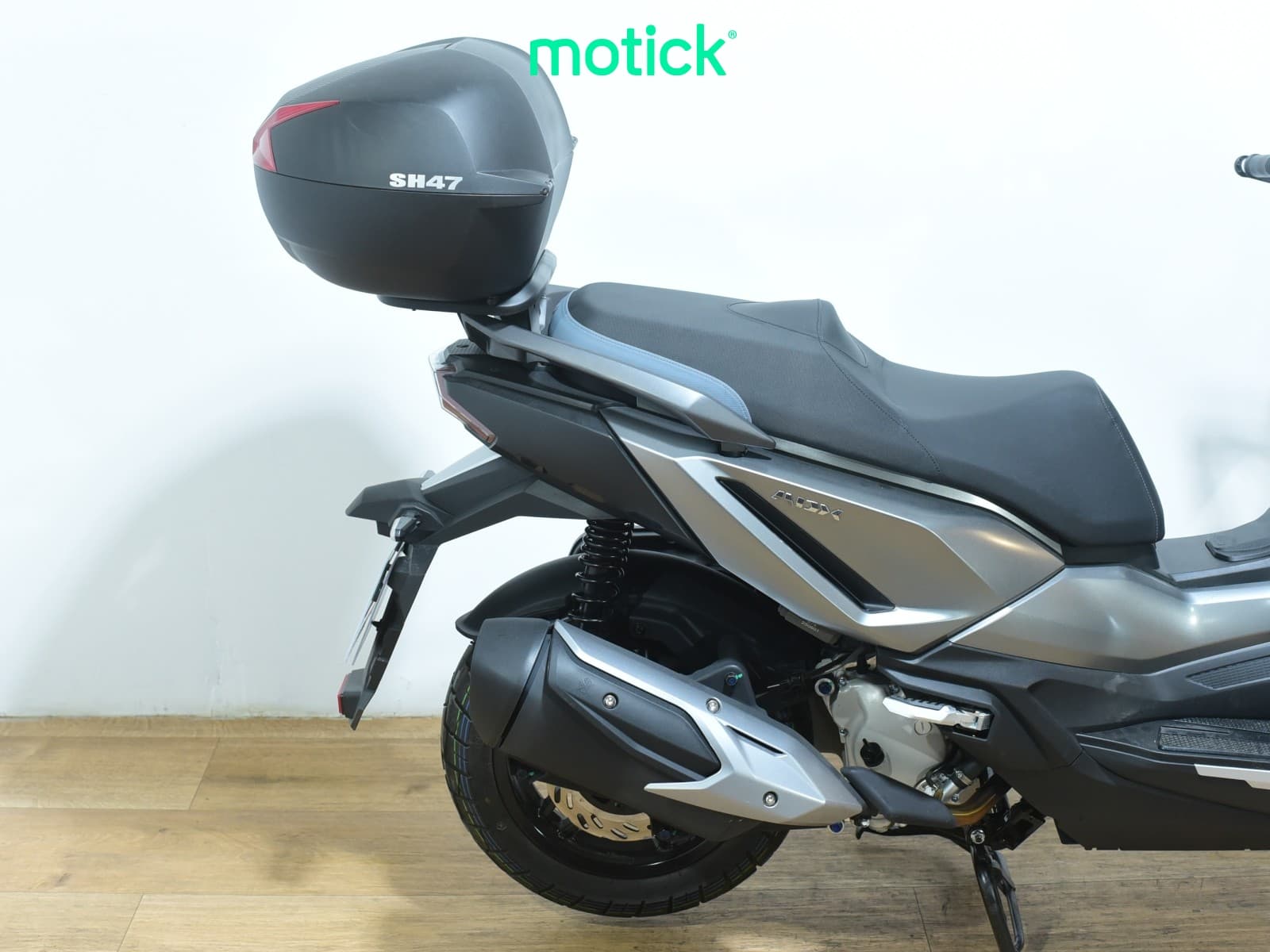 SYM ADX 300 (TOP CASE)