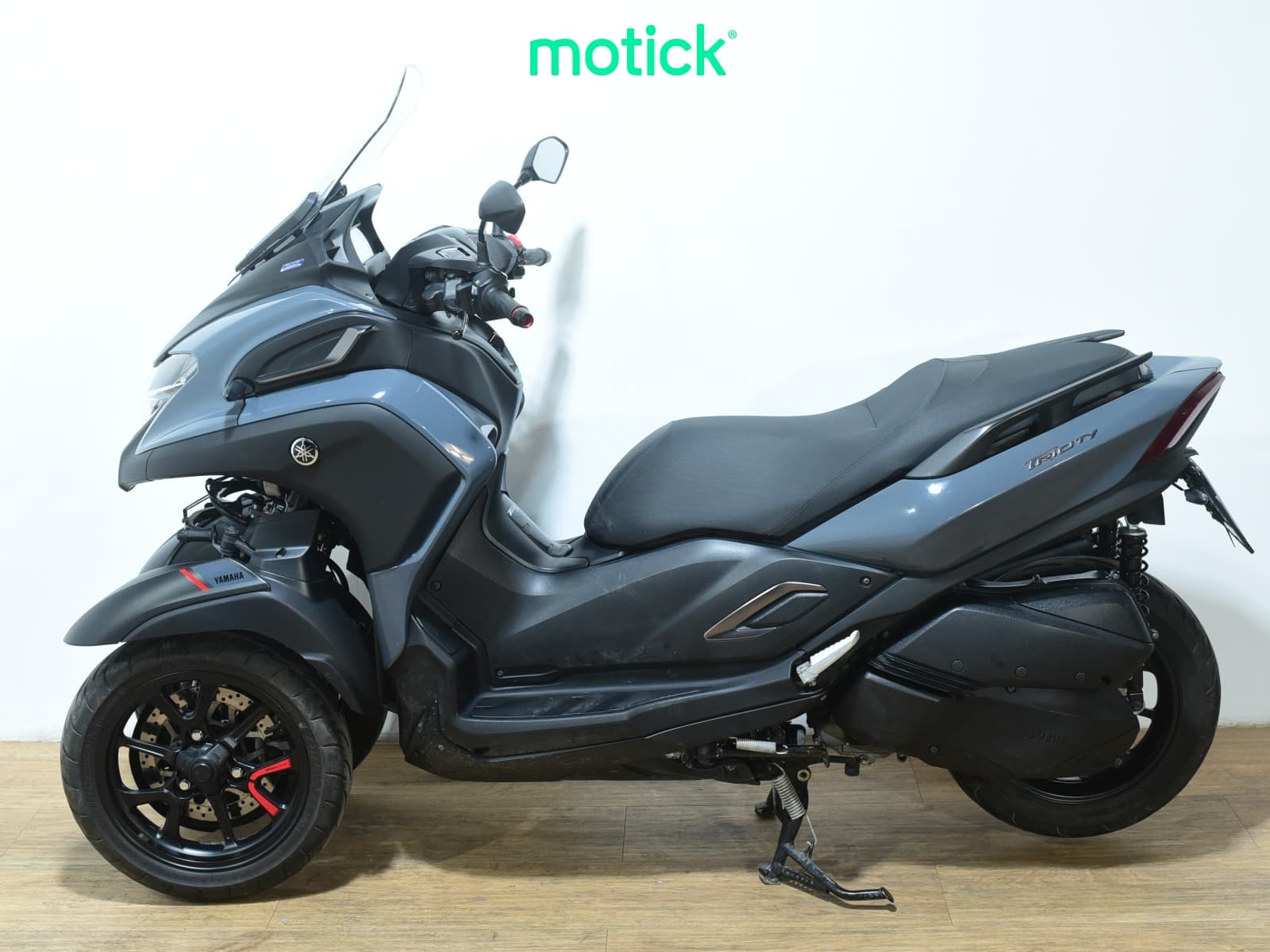 YAMAHA TRICITY 300