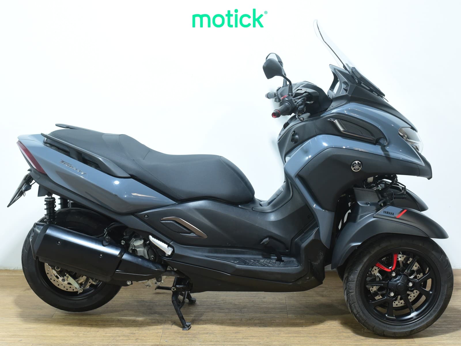 YAMAHA TRICITY 300