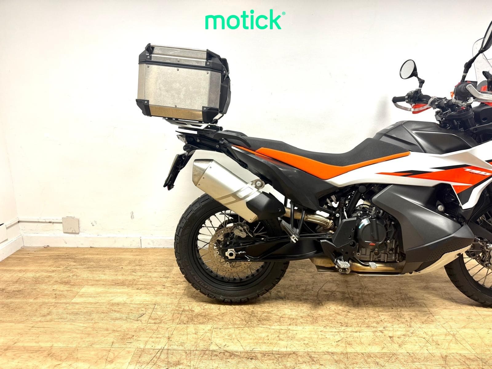 KTM 790 ADVENTURE (TOP CASE)