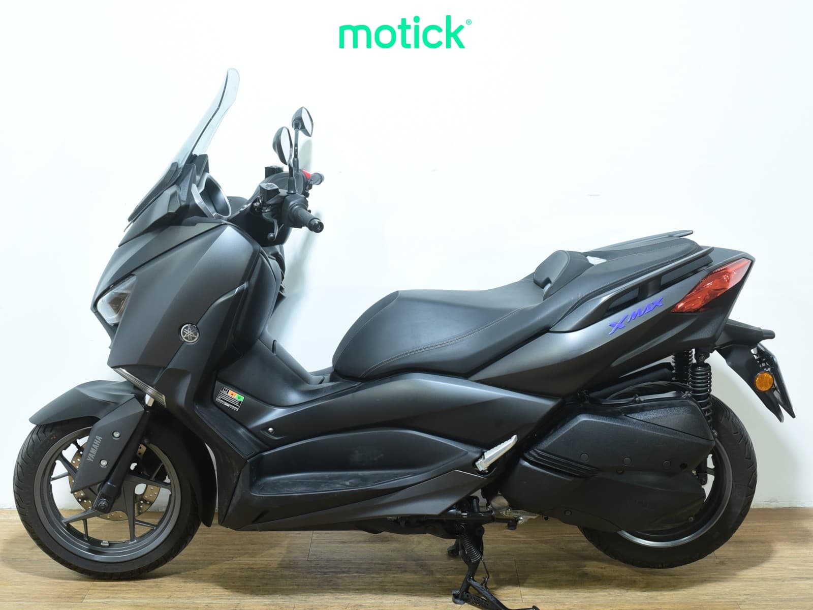 YAMAHA XMAX 300