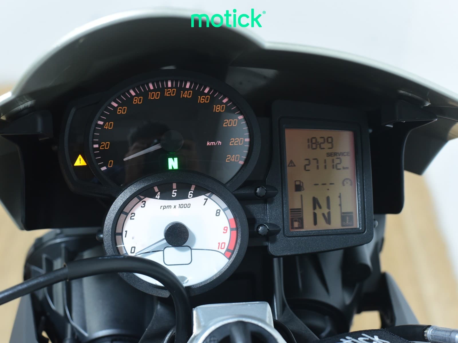 BMW F 800 R (A)