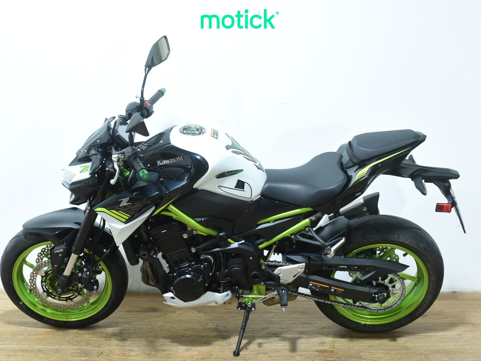 KAWASAKI Z 900 (FULL)(LEO VINCE HOMOLOGADO +250€)