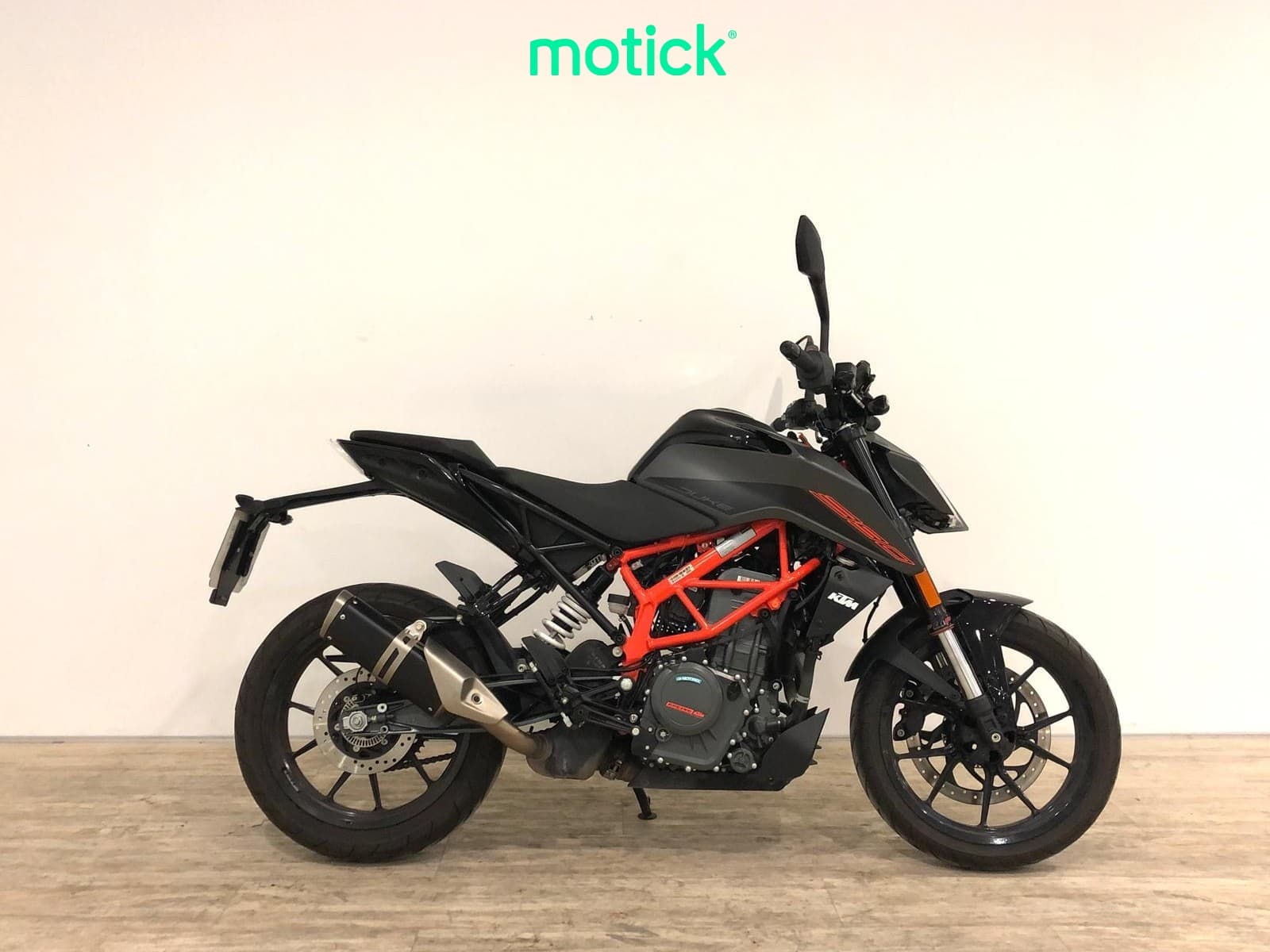KTM DUKE 390