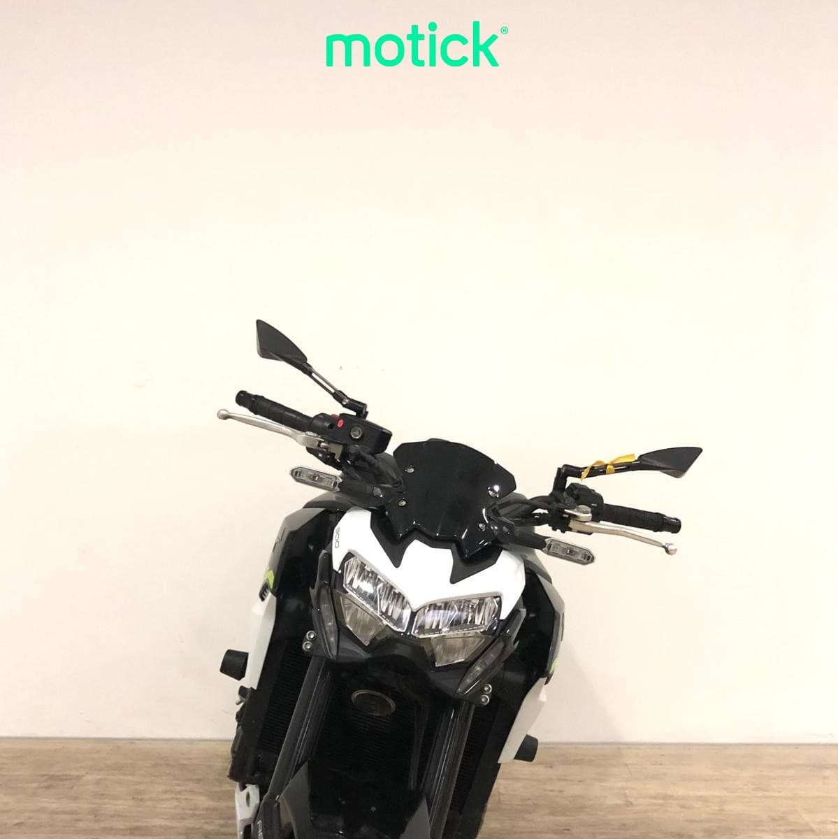 KAWASAKI Z 900 (A2) (AKRAPOVIC HOMOLOGADO)