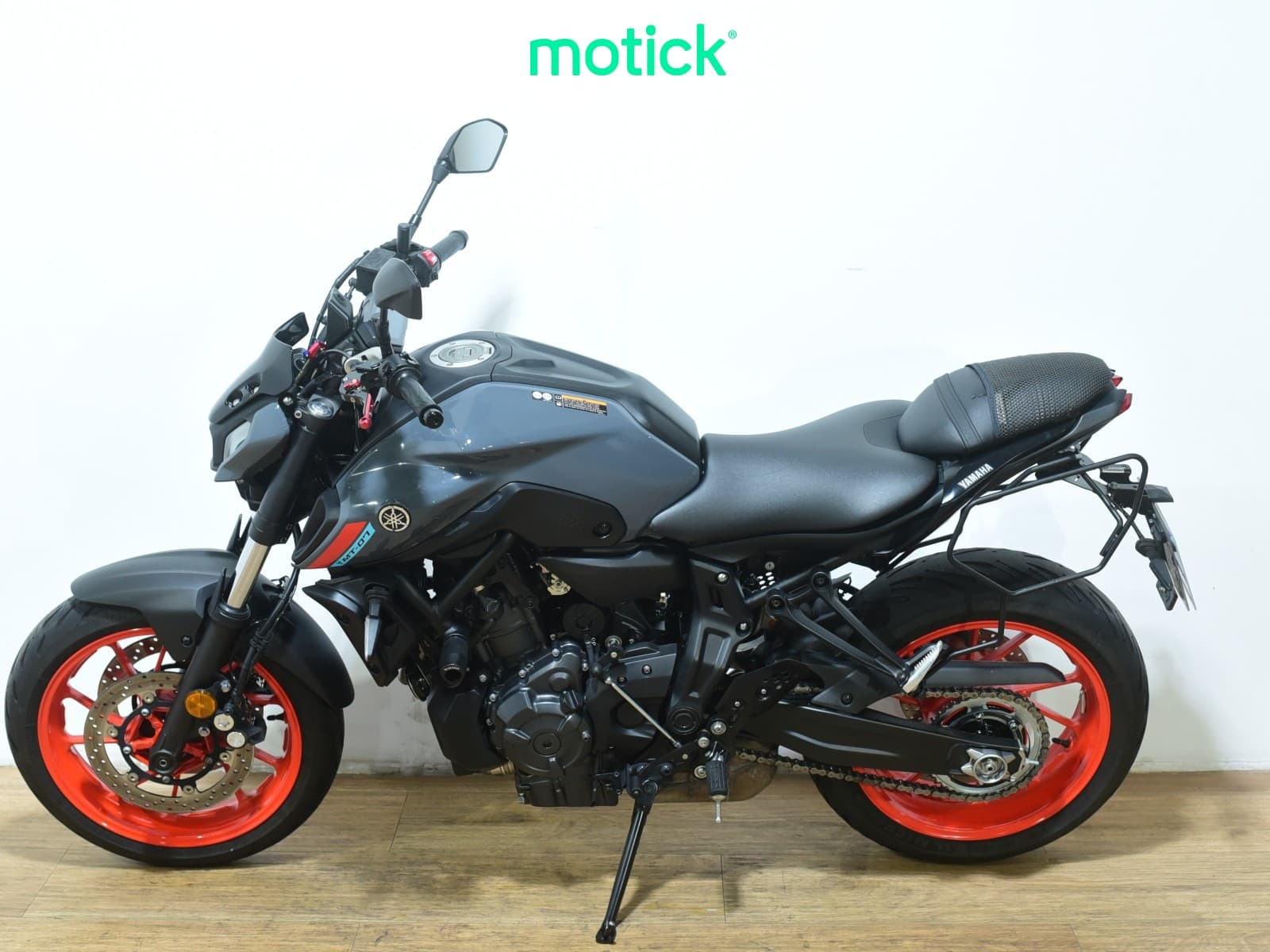 YAMAHA MT-07 (A2)