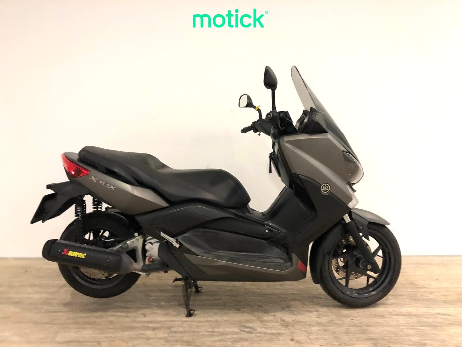 YAMAHA XMAX 250