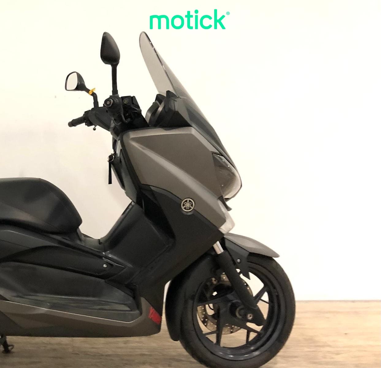 YAMAHA XMAX 250