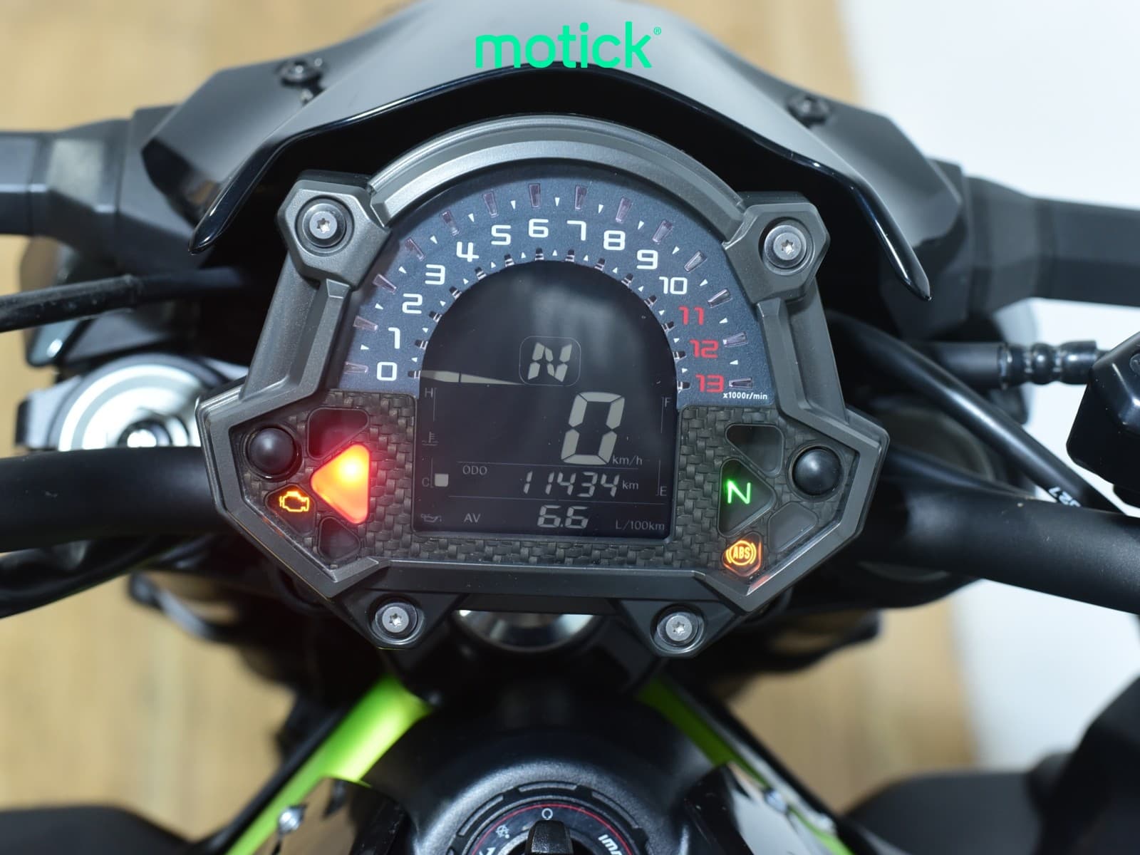 KAWASAKI Z 900 (FULL)