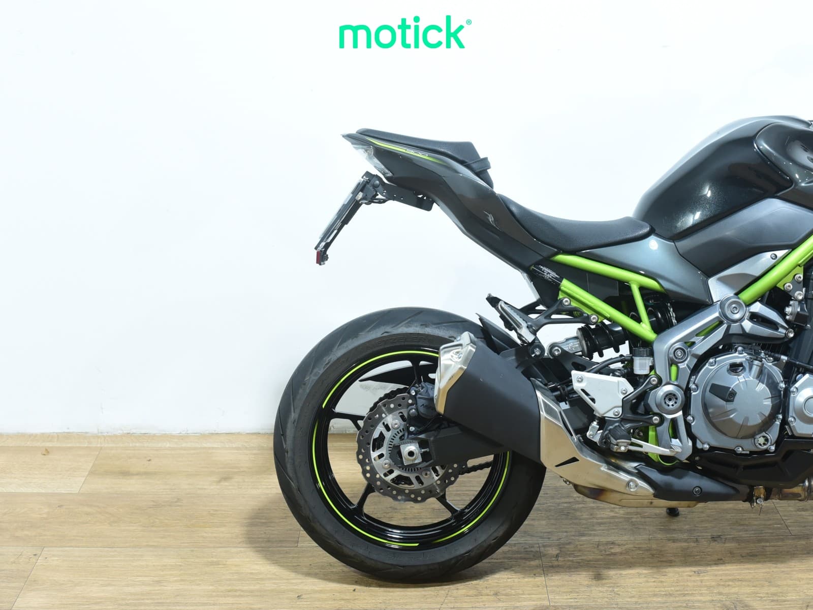 KAWASAKI Z 900 (FULL)