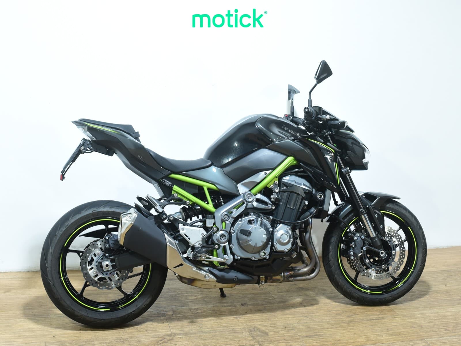 KAWASAKI Z 900 (FULL)