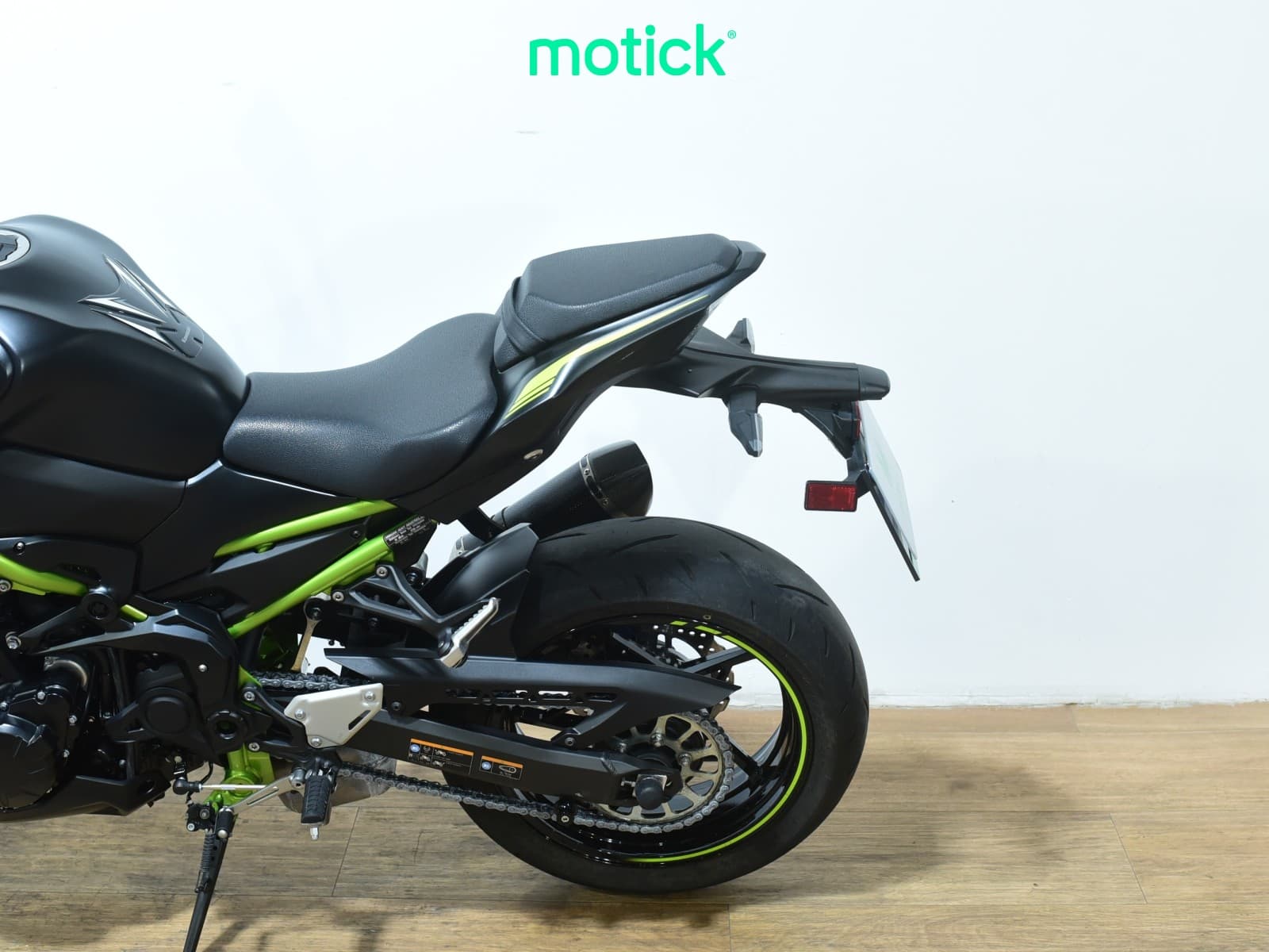 KAWASAKI Z 900 (FULL) (AKRAPOVIC HOMOLOGADO)