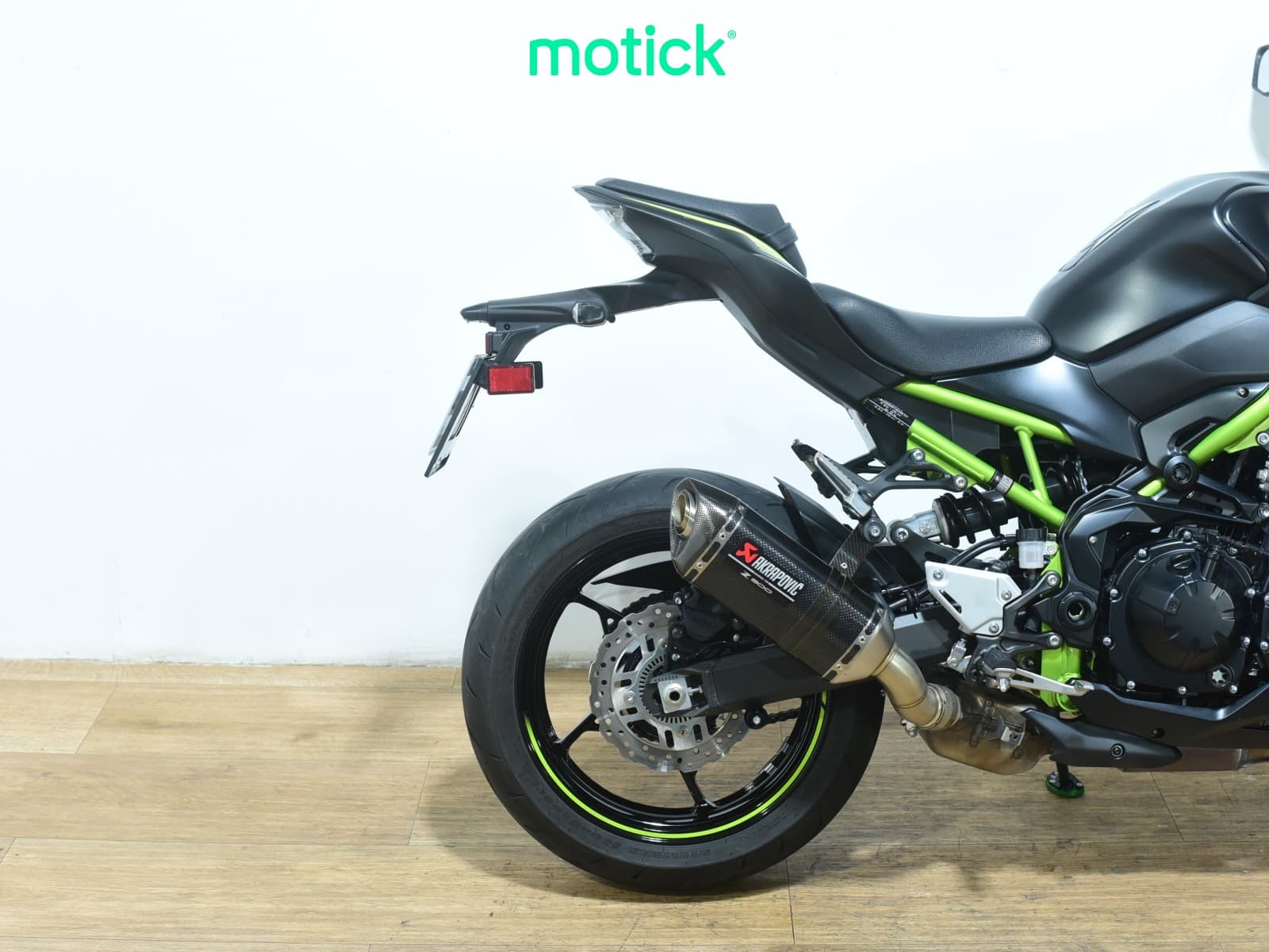 KAWASAKI Z 900 (FULL) (AKRAPOVIC HOMOLOGADO)