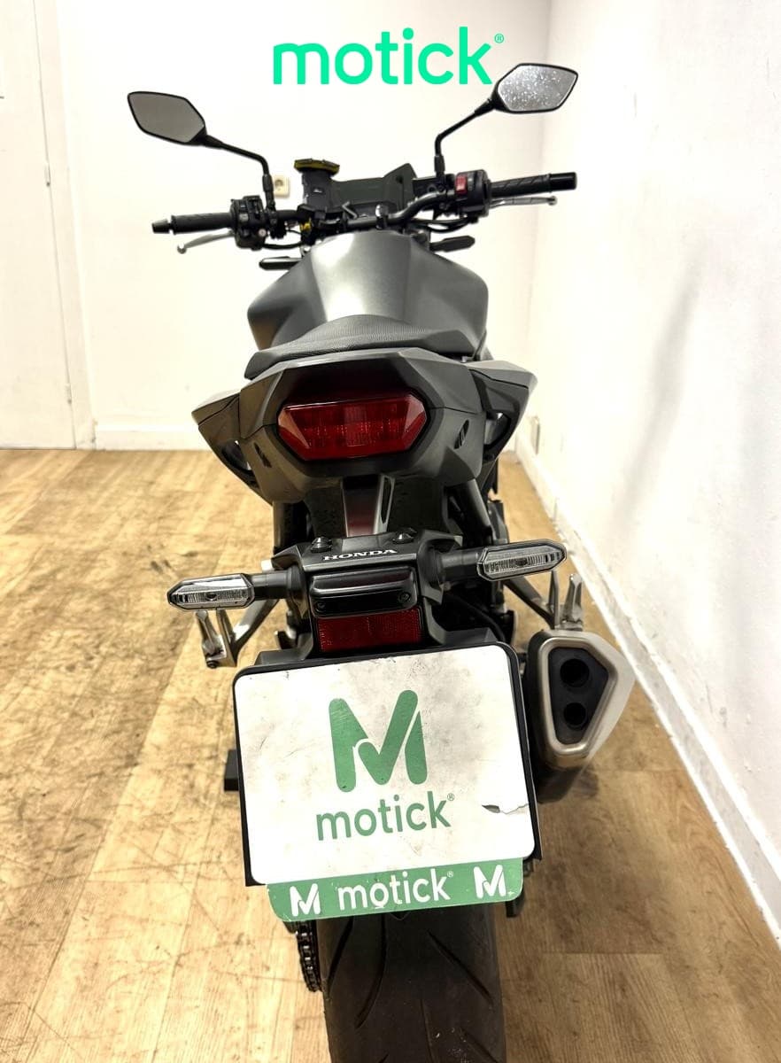 HONDA CB 750 HORNET