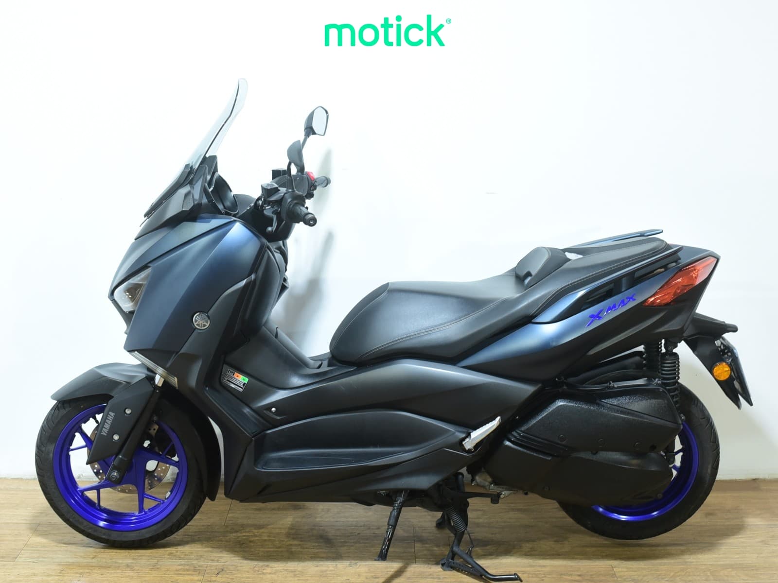 YAMAHA XMAX 300