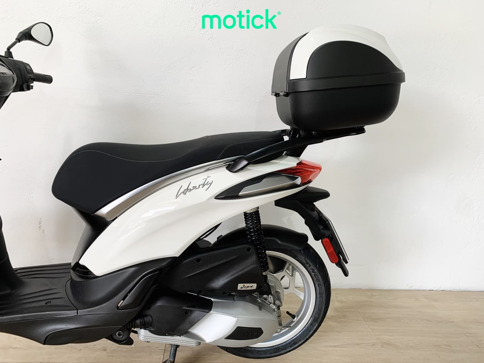 PIAGGIO LIBERTY 125 (TOP CASE)