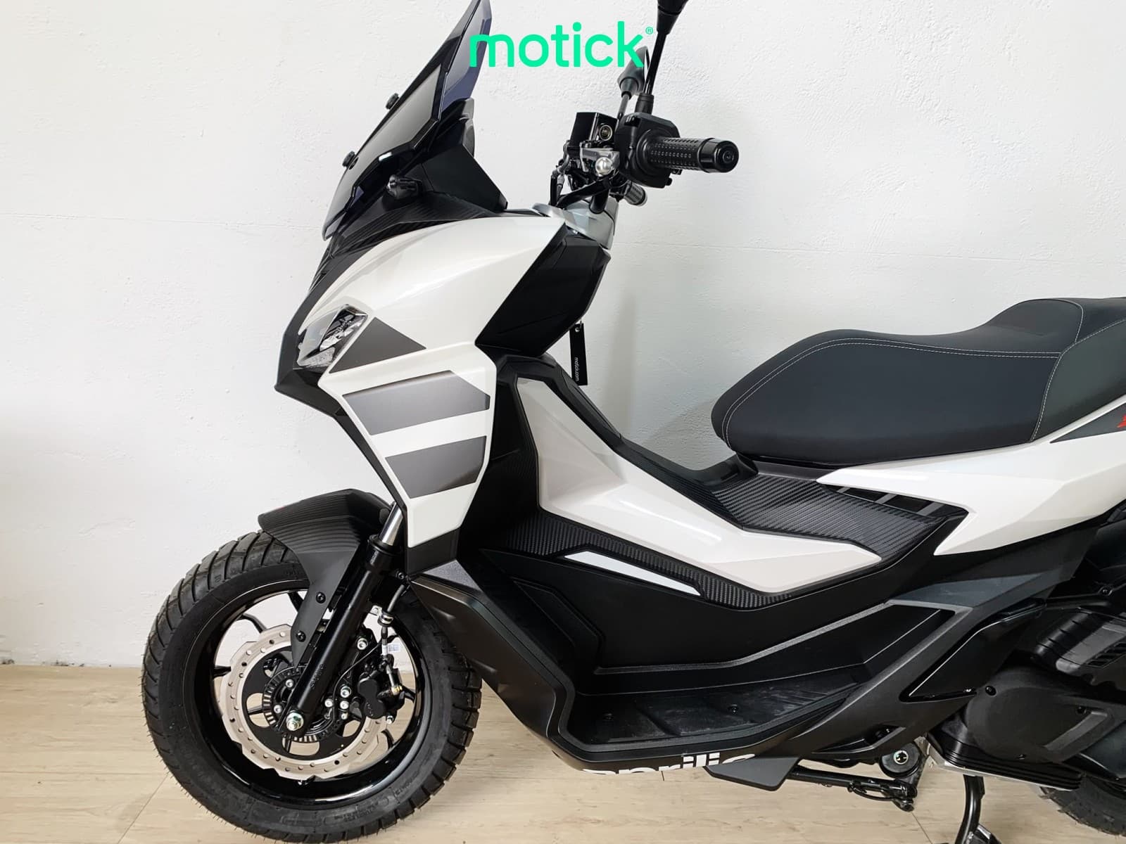 APRILIA SR GT 125