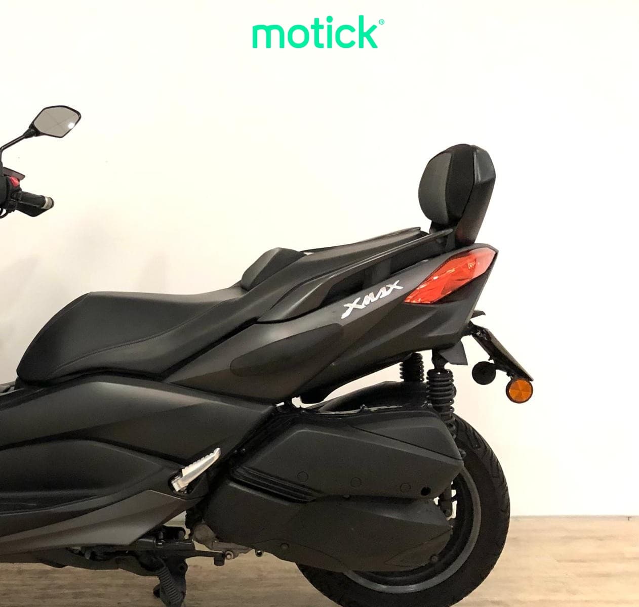 YAMAHA XMAX 300