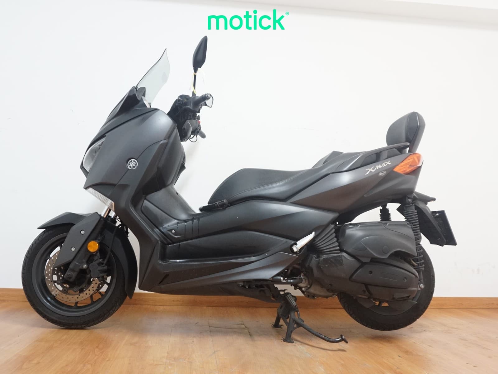 YAMAHA XMAX 400