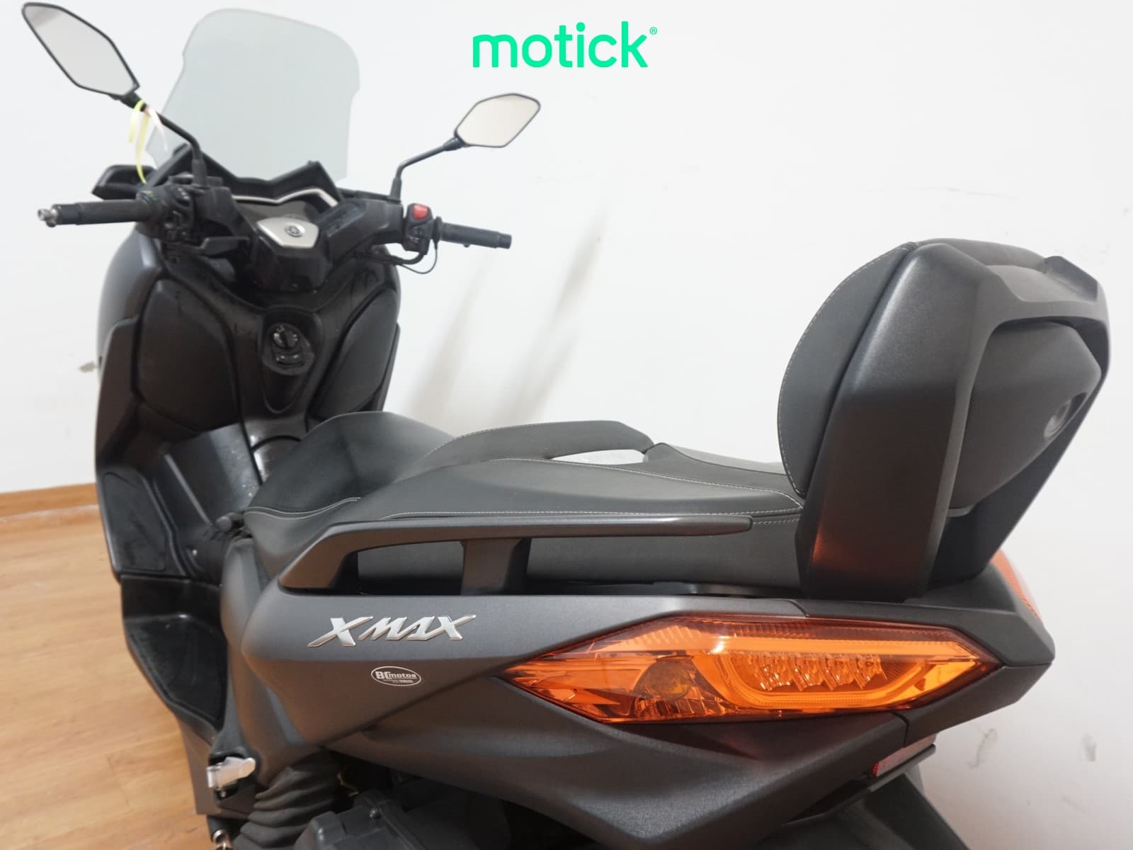 YAMAHA XMAX 400