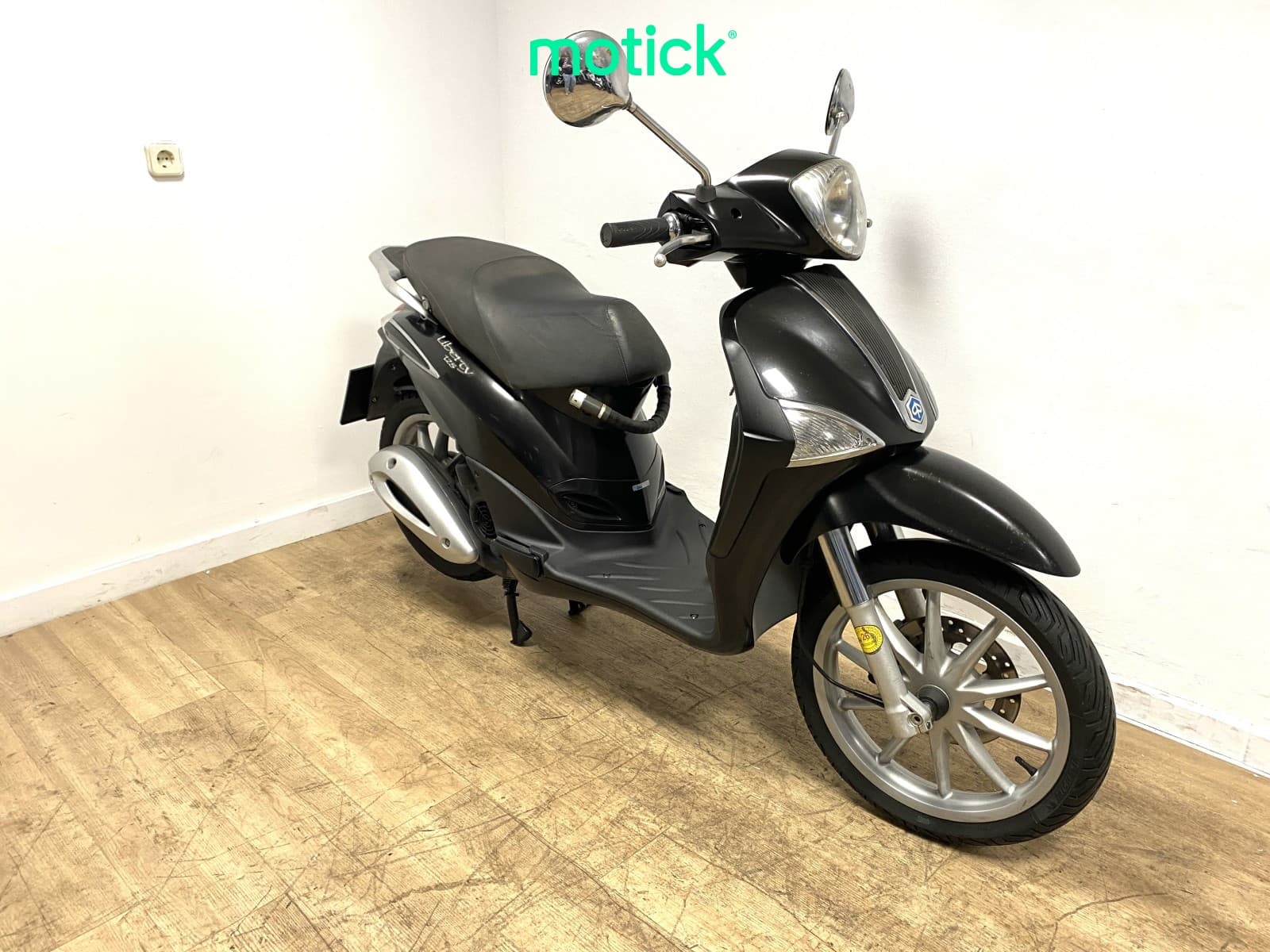 PIAGGIO LIBERTY 125 (IVA DEDUCIBLE)