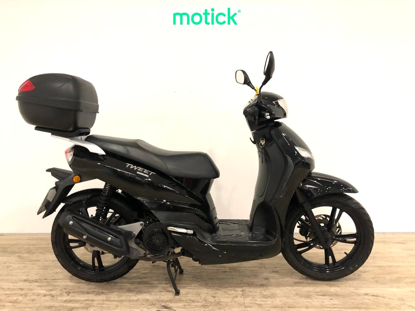 PEUGEOT TWEET 125 (IVA DEDUCIBLE) (TOP CASE)