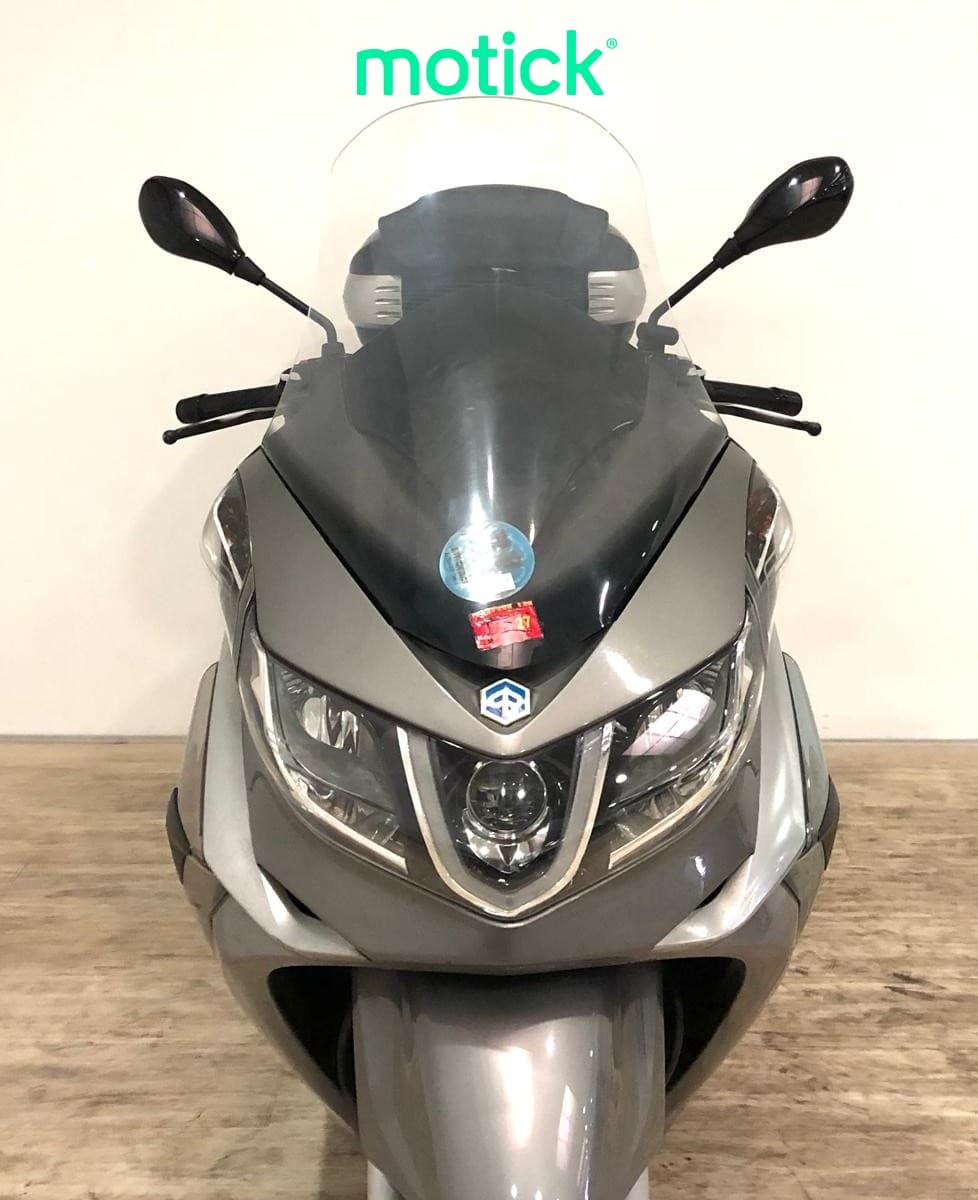 PIAGGIO X 10 350 EXECUTIVE (TOP CASE)