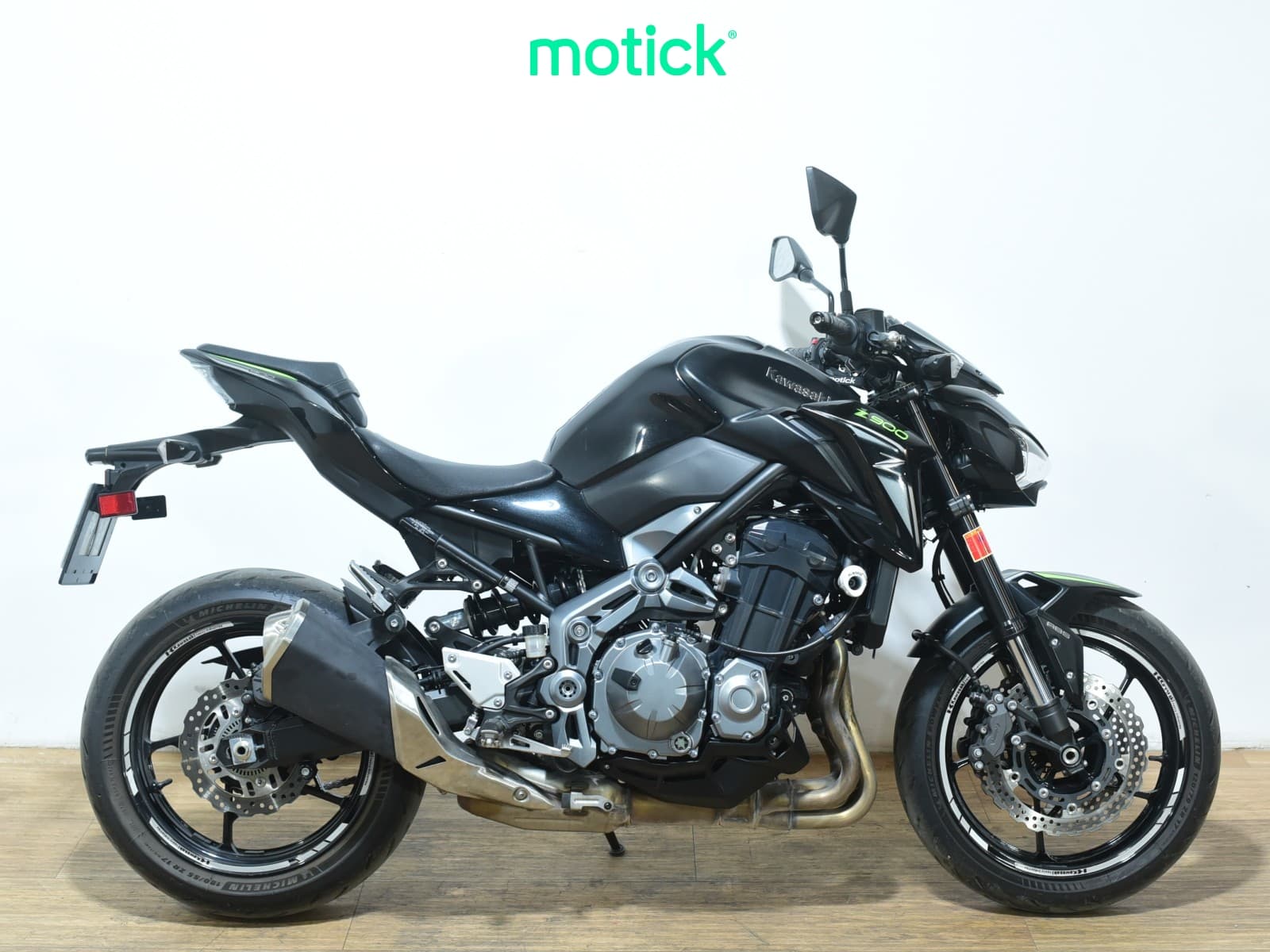 KAWASAKI Z 900 (FULL)