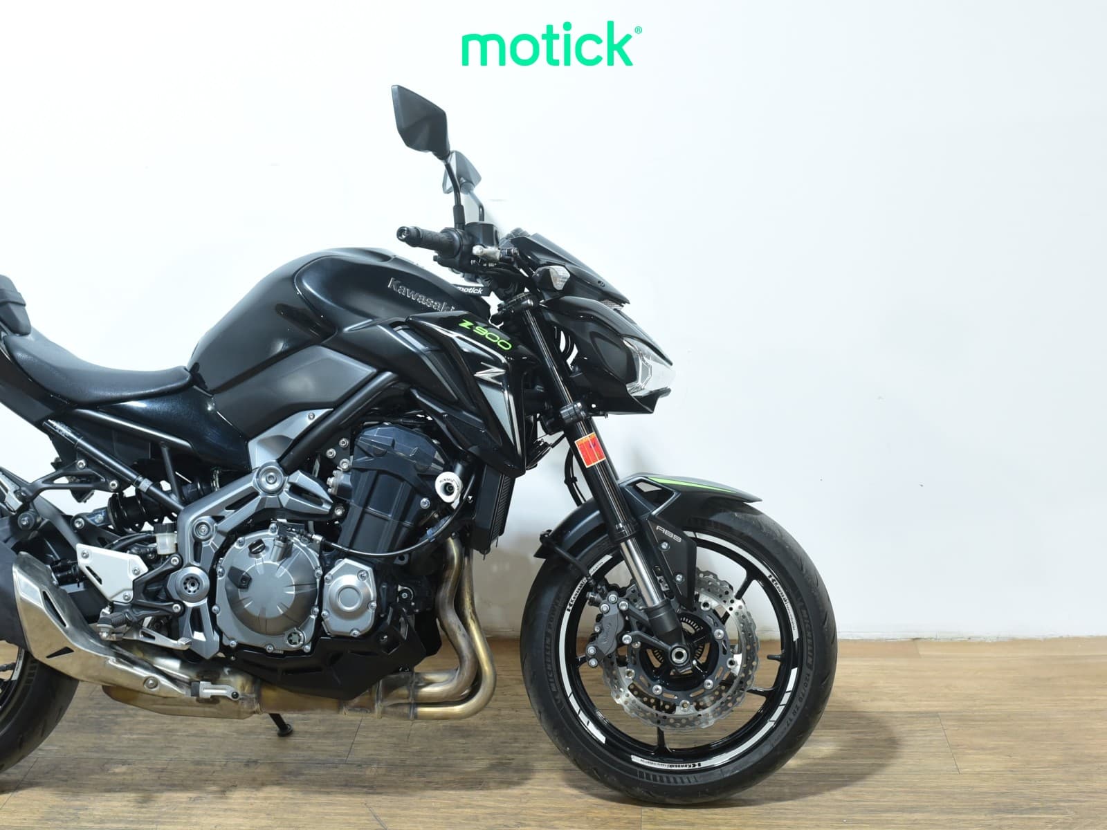 KAWASAKI Z 900 (FULL)