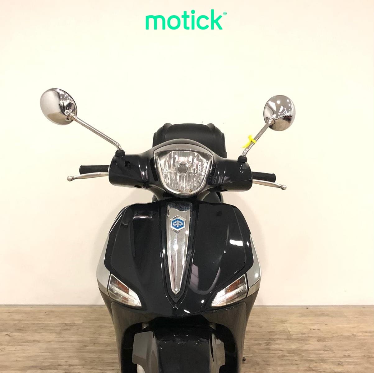 PIAGGIO LIBERTY 125 (IVA DEDUCIBLE) (TOP CASE)
